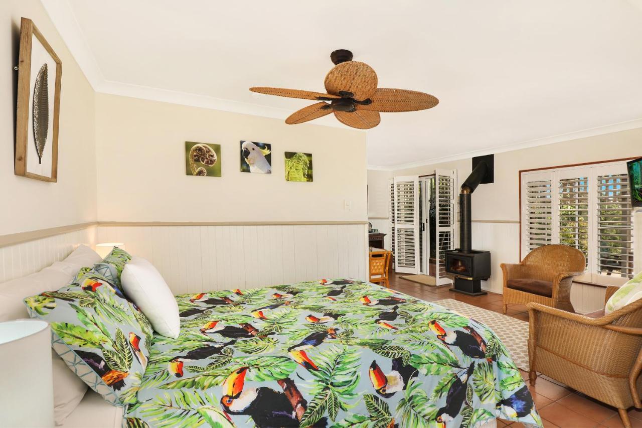 Avocado Grove Bnb Bed and Breakfast Sunshine Coast Exterior foto